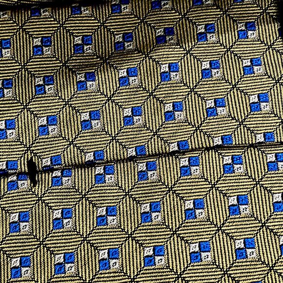 Brooks Brothers 346 Men’s Tie Multi Colored Pure Silk Textured USA 3.5 Wide - Picture 8 of 8